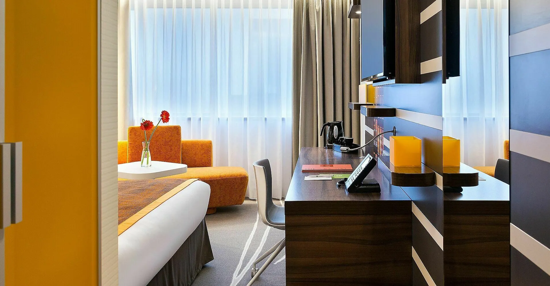 Holiday Inn Amsterdam 4*,  Niederlande