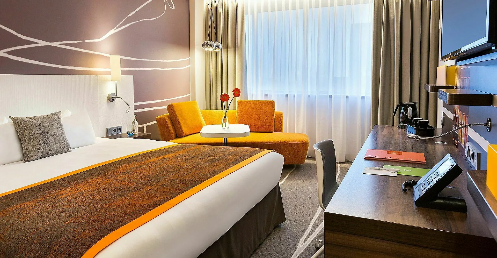 Holiday Inn Amsterdam Hotel