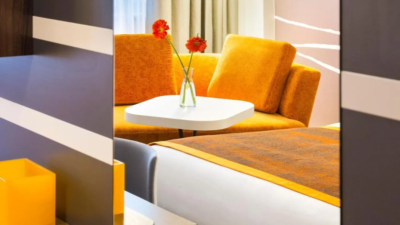Holiday Inn Amsterdam 4*,  Nederland