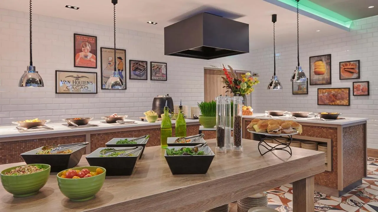 Holiday Inn Amsterdam Hotel